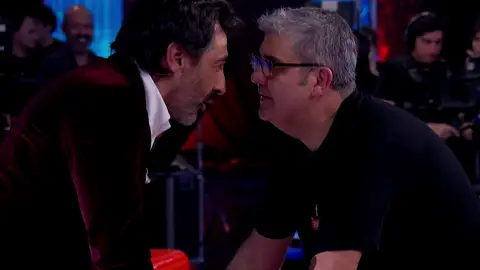 Flo se encara a Juan del Val tras recibir los tres unos del jurado: “Pero ¿qué mierda es esto?” Flo se encara a Juan del Val tras recibir los tres unos del jurado: “Pero ¿qué mierda es esto?”