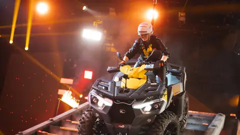 ¡Cuidado! Rosa López demuestra que es una mujer todoterreno sobre un quad en ‘El Desafío’ ¡Cuidado! Rosa López demuestra que es una mujer todoterreno sobre un quad en ‘El Desafío’