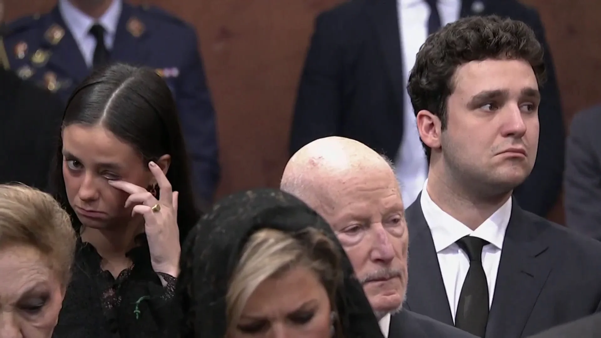 Froil&aacute;n y Victoria Federica, en el funeral de Constantino de Grecia