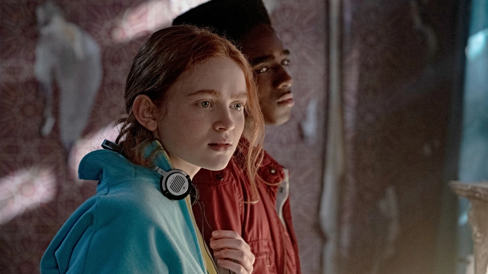 Sadie Sink (Max) y Caleb McLaughlin (Lucas) en 'Stranger Things' Sadie Sink (Max) y Caleb McLaughlin (Lucas) en 'Stranger Things'