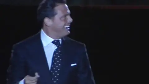 Paloma Cuevas y Luis Miguel protagonizan un nuevo encuentro en Madrid Paloma Cuevas y Luis Miguel protagonizan un nuevo encuentro en Madrid