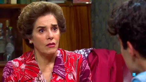 Quico llega al barrio con una impactante noticia para Benigna Quico llega al barrio con una impactante noticia para Benigna