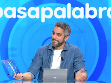 Adriana Torrebejano se pica con a Roberto Leal: “¿Es tu sonrisa de vacilar?” Adriana Torrebejano se pica con a Roberto Leal: “¿Es tu sonrisa de vacilar?”
