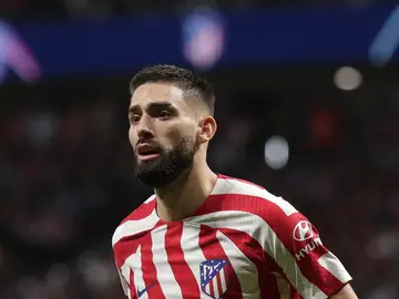 Yannick Carrasco, en un partido con el Atlético de Madrid Yannick Carrasco, en un partido con el Atlético de Madrid