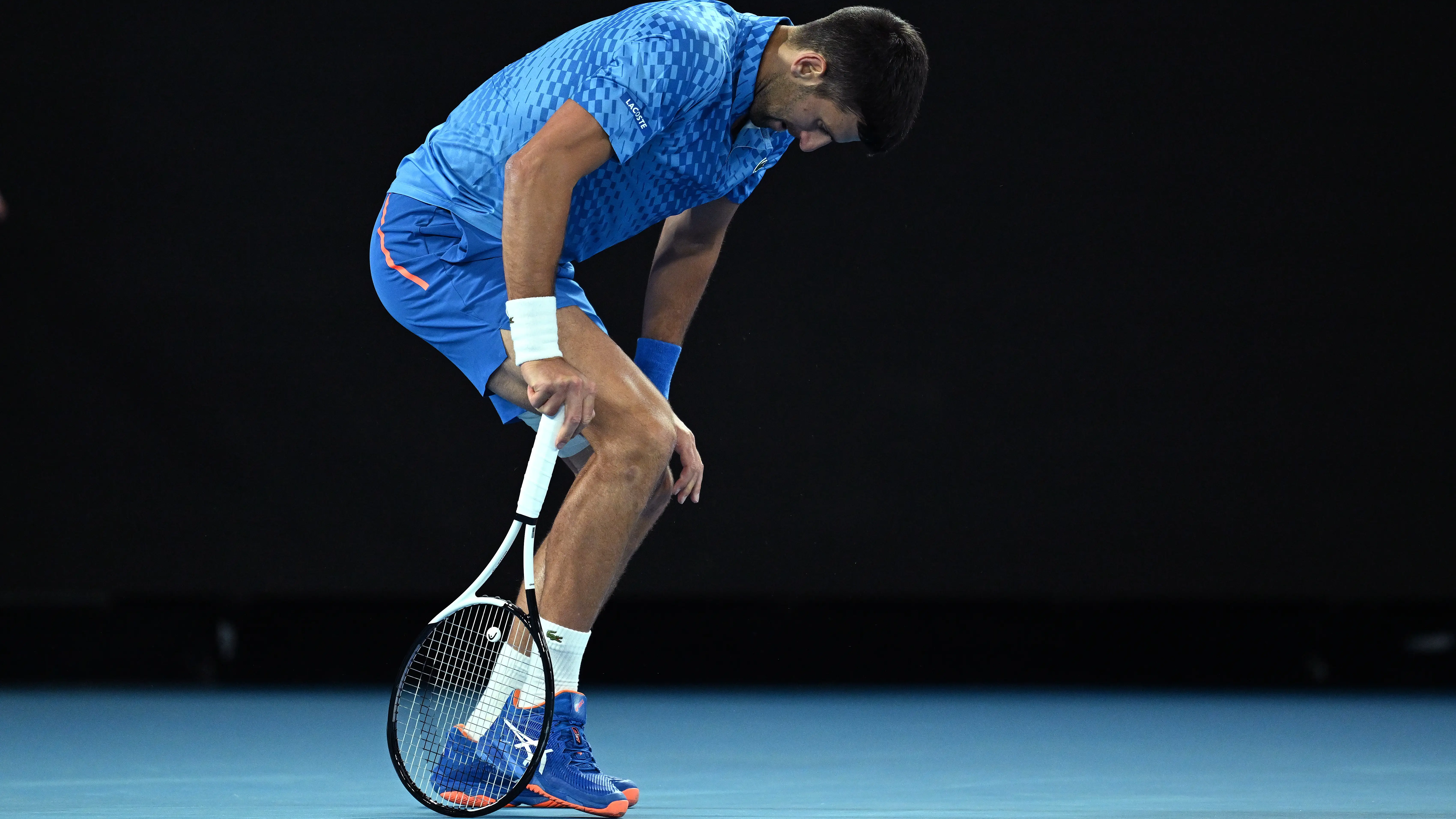 Novak Djokovic, durante su partido de segunda ronda en el Open de Australia Novak Djokovic, durante su partido de segunda ronda en el Open de Australia