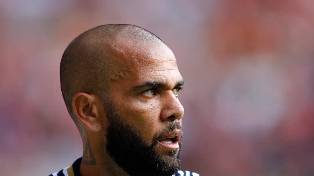 El futbolista brasileño Daniel Alves El futbolista brasileño Daniel Alves