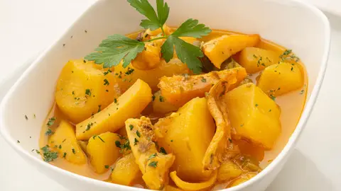 Arguiñano: receta de chocos con patatas, "una cazuela impresionante" Arguiñano: receta de chocos con patatas, "una cazuela impresionante"