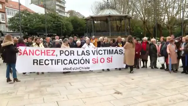 Concentración contra la rebaja de penas por la ley del 'sí es sí' en Ferrol Concentración contra la rebaja de penas por la ley del 'sí es sí' en Ferrol