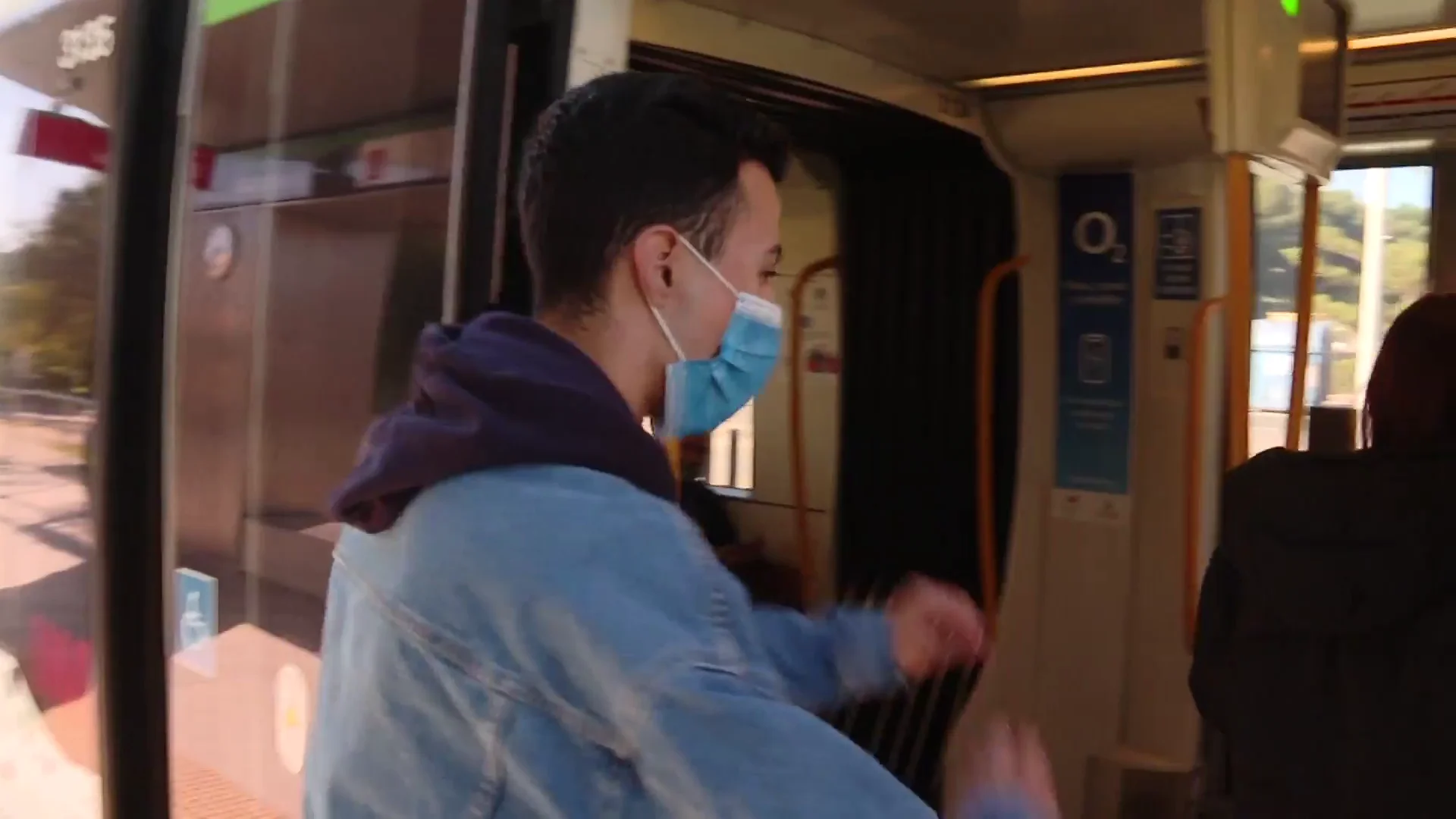 Mascarilla en transporte público Mascarilla en transporte público