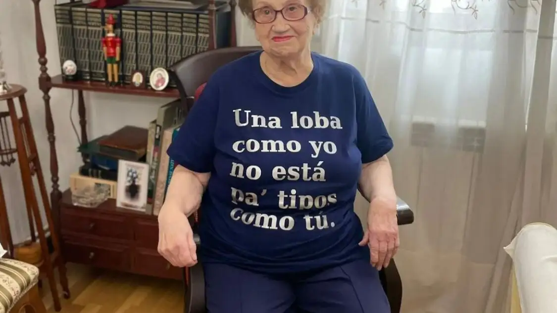 Reivindicativa, feminista… y una loba, como Shakira, a los 90 años Reivindicativa, feminista… y una loba, como Shakira, a los 90 años