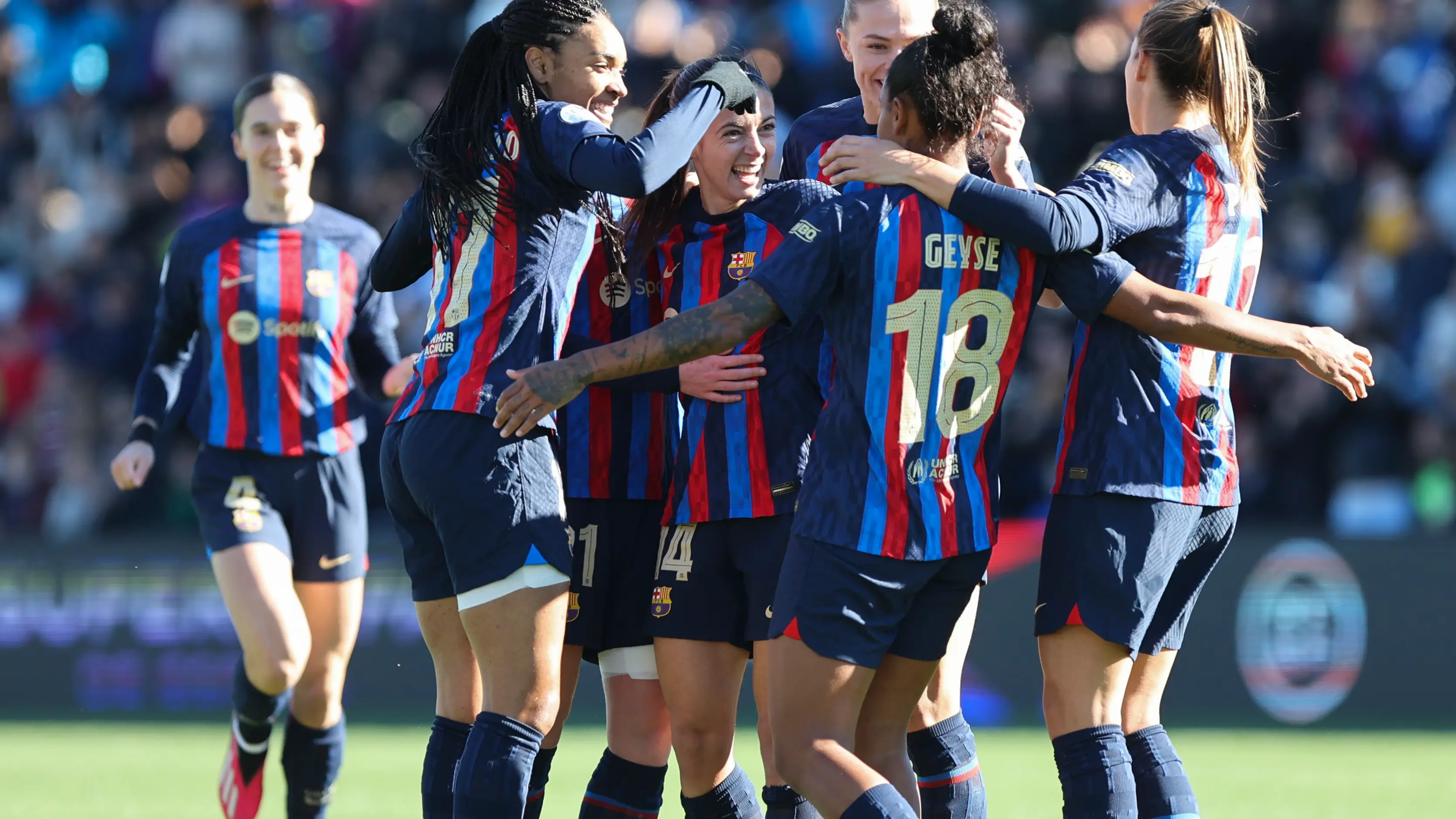 Las jugadoras del Barcelona celebran un gol en la final de la Supercopa de España Las jugadoras del Barcelona celebran un gol en la final de la Supercopa de España