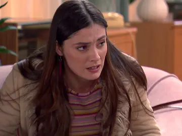 Andrea sufre un ataque de ansiedad tras la confesión de Ciriaco: “No puedo más” Andrea sufre un ataque de ansiedad tras la confesión de Ciriaco: “No puedo más”