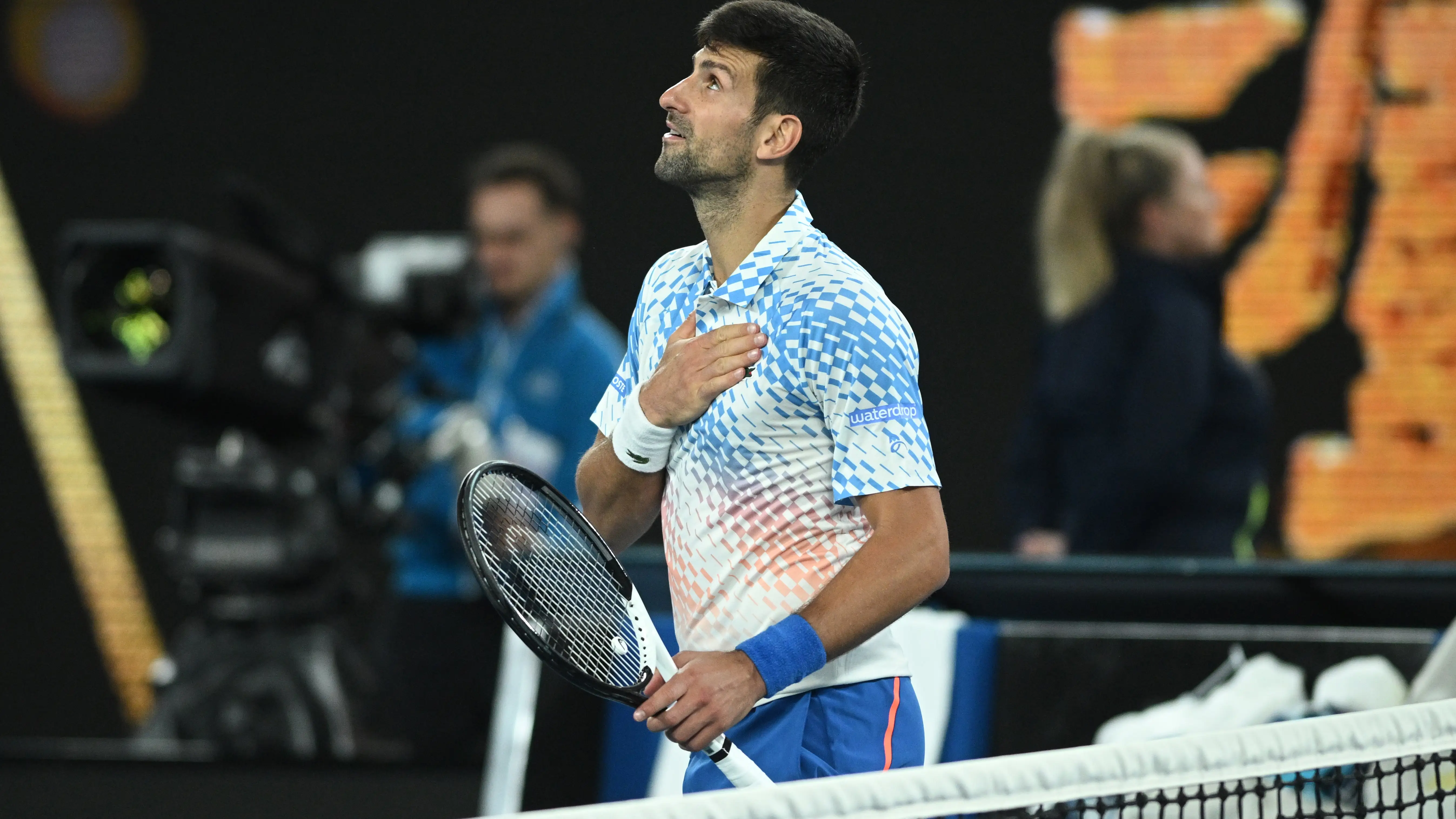 Novak Djokovic celebra su victoria ante Rublev