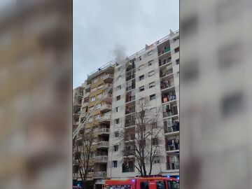 Incendio por recargar un mechero en un edificio de Reus (Tarragona)