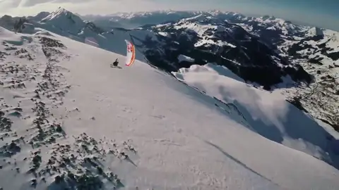 Así es el speedride, mezcla de esquí y parapente Así es el speedride, mezcla de esquí y parapente