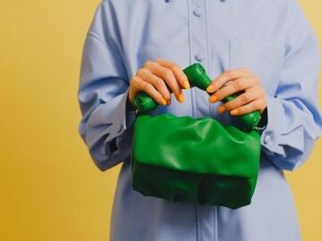 Bolso de mano verde