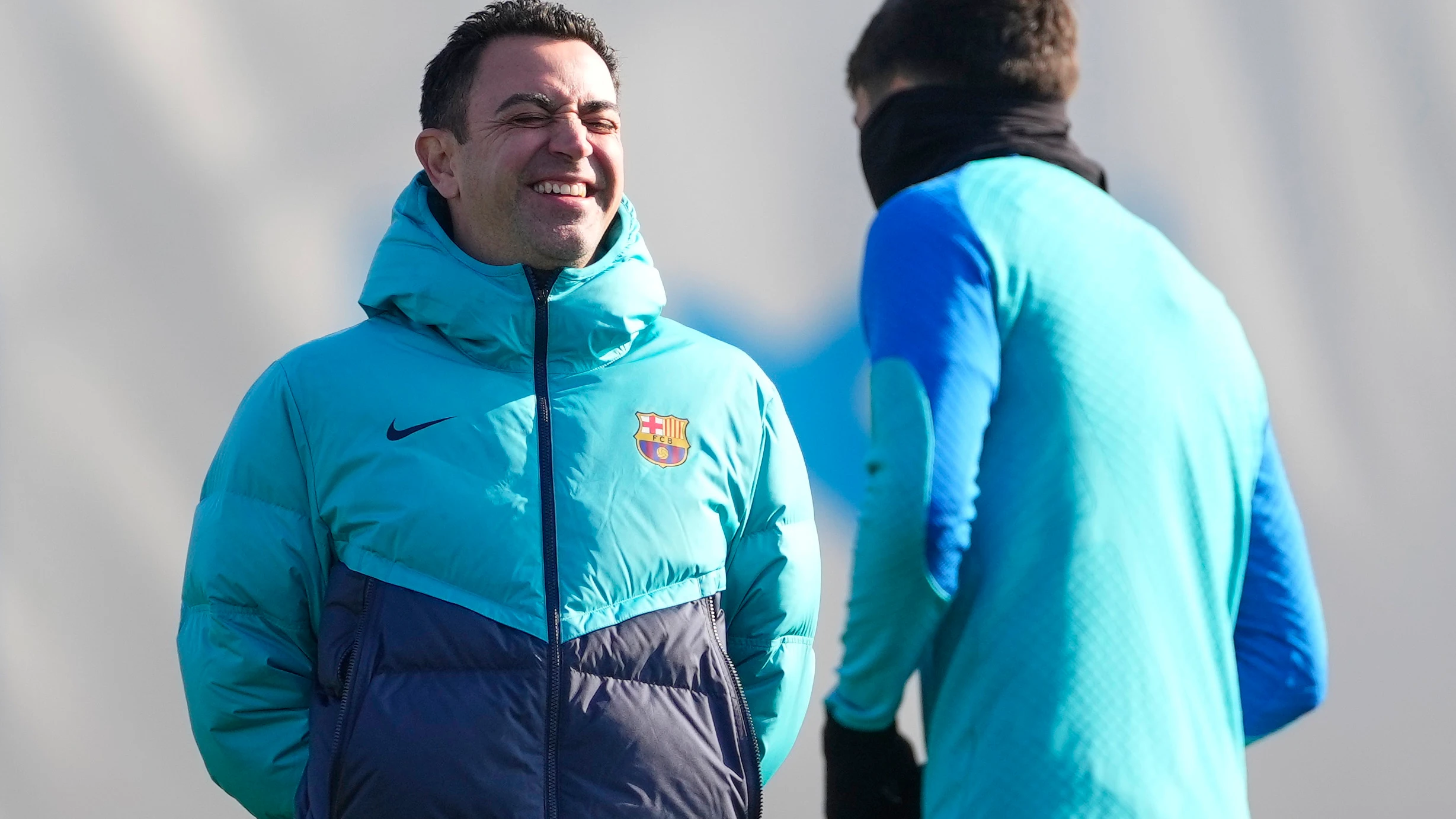 Xavi sonríe en el entrenamiento del Barcelona Xavi sonríe en el entrenamiento del Barcelona
