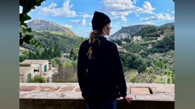La actriz Nicole Kidman cae rendida a los encantos de Mallorca: días de playa y calçots