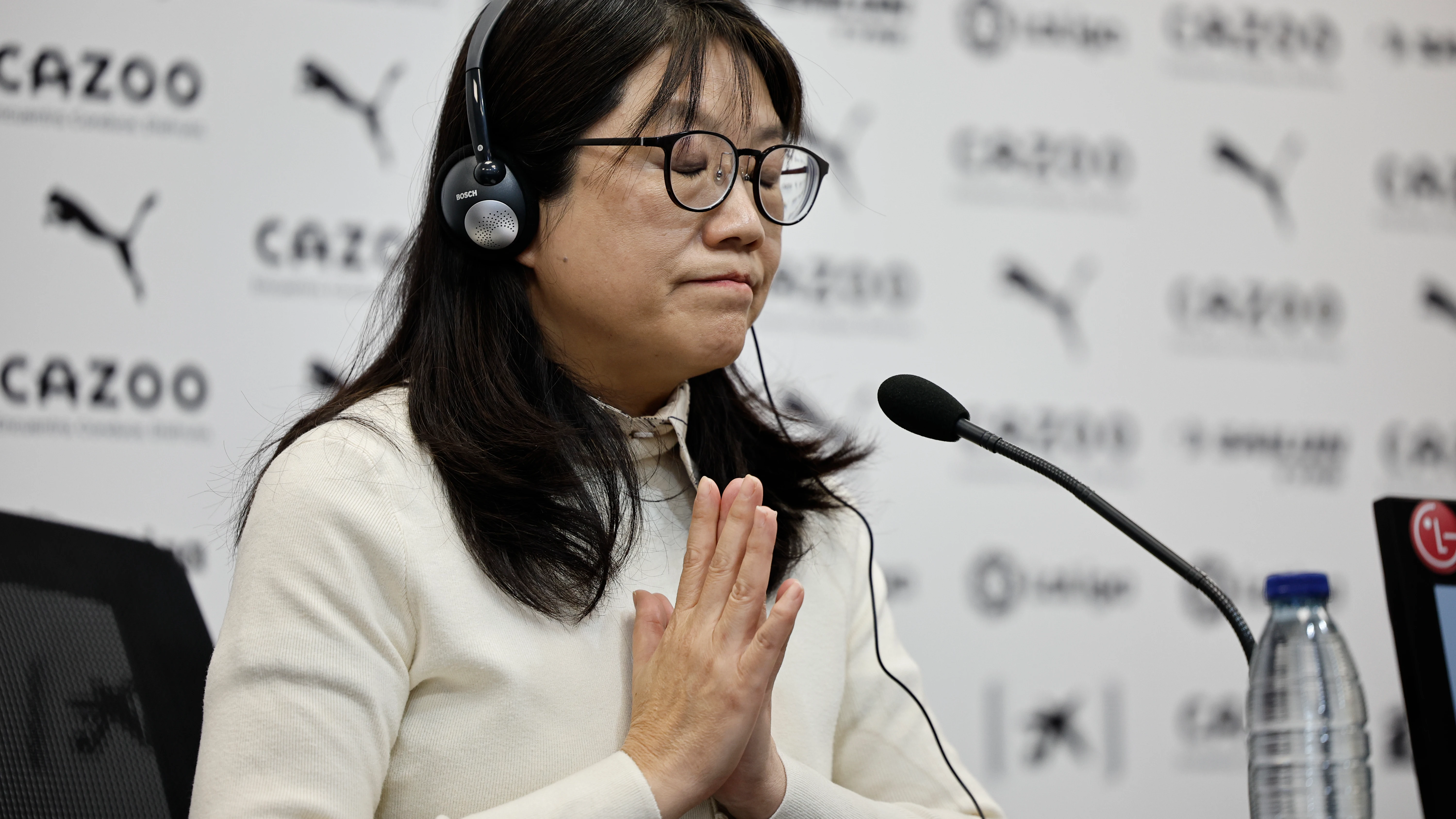 La presidenta del Valencia CF, Layhoon Chan, en rueda de prensa La presidenta del Valencia CF, Layhoon Chan, en rueda de prensa