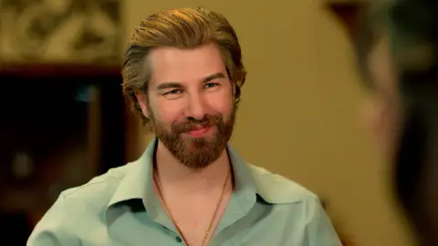 ¡Fikret y Zeynep se conocen! ¿Surgirá la química entre ellos? ¡Fikret y Zeynep se conocen! ¿Surgirá la química entre ellos?