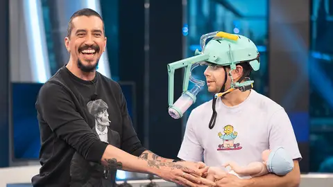 Marron… ¡enmarronado! El invento para facilitar la vida de los padres en ‘El Hormiguero’ Marron… ¡enmarronado! El invento para facilitar la vida de los padres en ‘El Hormiguero’
