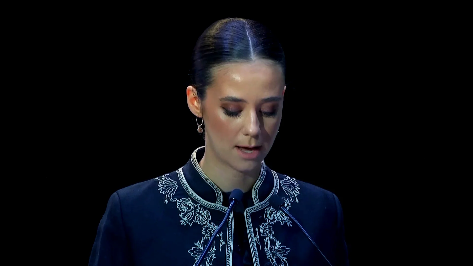 Victoria Federica sorprende en su segundo discurso público, mucho más tranquila y segura de sí misma Victoria Federica sorprende en su segundo discurso público, mucho más tranquila y segura de sí misma