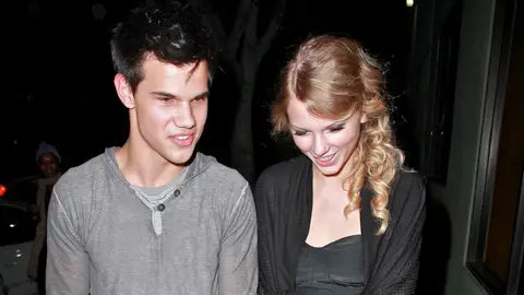 Taylor Lautner y Taylor Swift Taylor Lautner y Taylor Swift