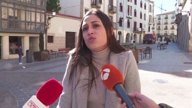 La 'tiktoker' cuyo novio ha sido detenido por darle un tortazo en un directo ya contó que le dio 2 palizas
