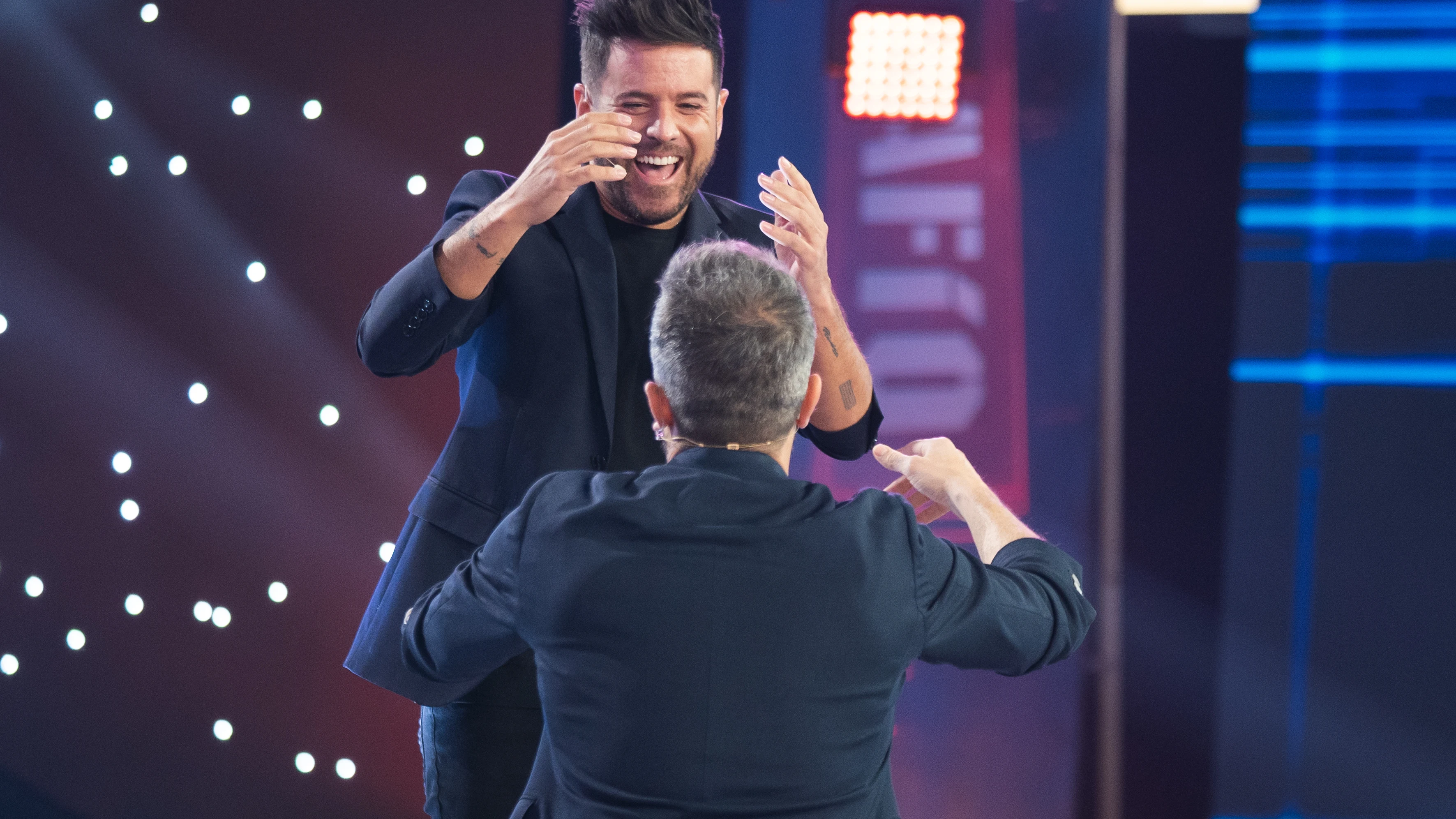 Pablo López sorprende en ‘El Desafío’ para protagonizar un reto junto Mariló Montero Pablo López sorprende en ‘El Desafío’ para protagonizar un reto junto Mariló Montero