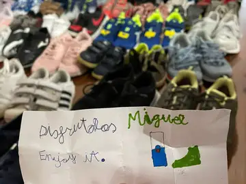 Zapatillas solidarias de Pontevedra a Guinea Zapatillas solidarias de Pontevedra a Guinea