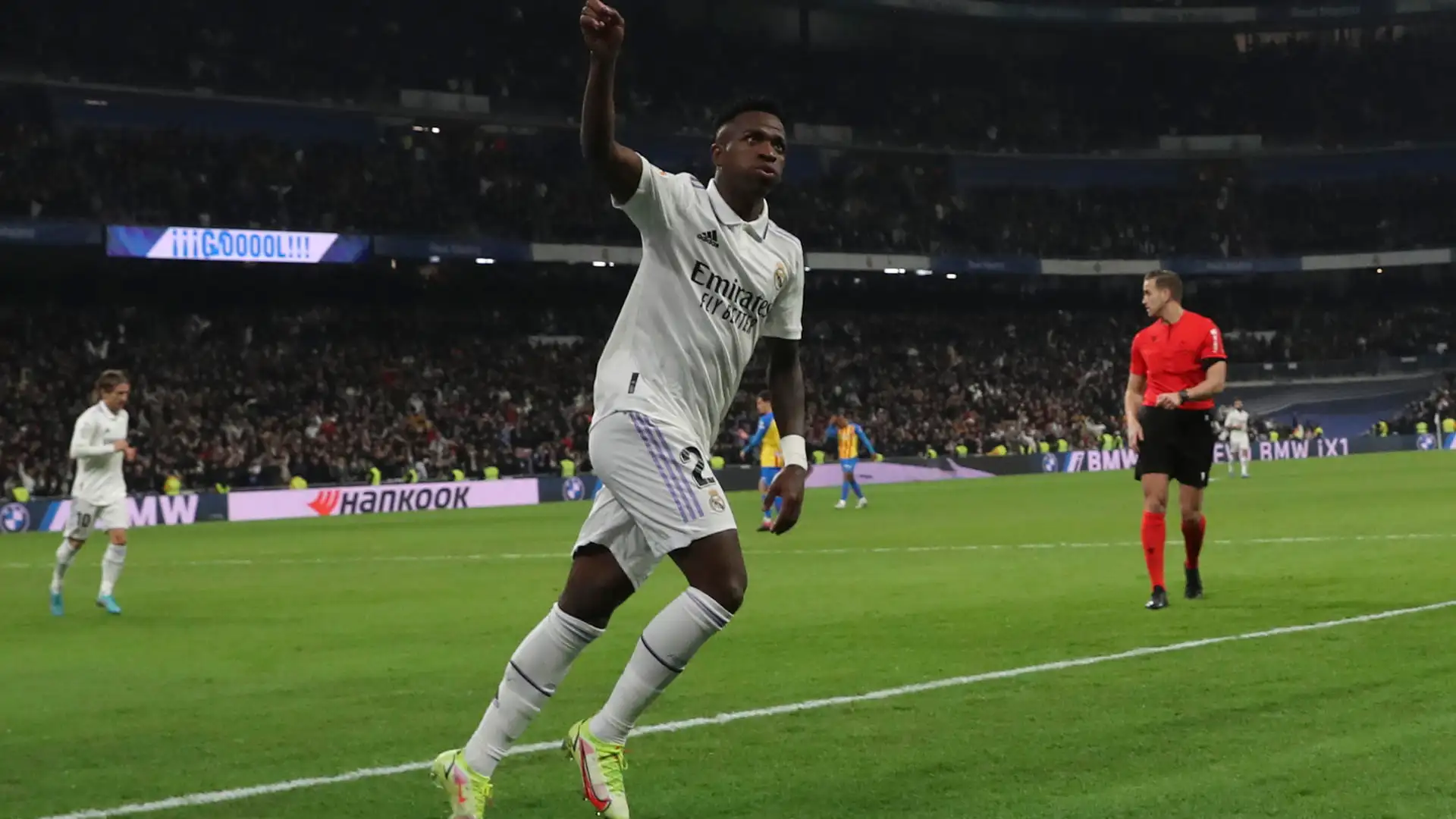 Vinícius celebra su gol al Valencia en el Bernabéu Vinícius celebra su gol al Valencia en el Bernabéu