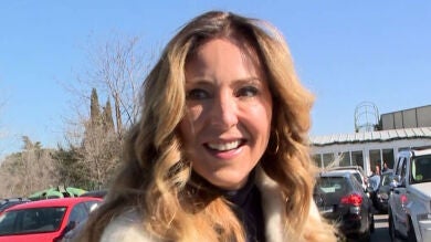 Carolina Molas, en búsqueda de su vestido de madrina para la boda de Tamara Falcó e Íñigo Onieva: 