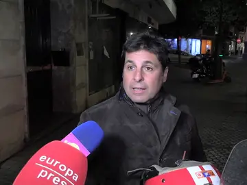 Fran Rivera, tajante cuando le preguntan si haría las paces con su hermano Kiko: "A él le gustaría, pero a mí no" Fran Rivera, tajante cuando le preguntan si haría las paces con su hermano Kiko: "A él le gustaría, pero a mí no"
