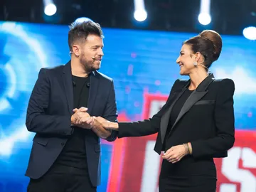 Mariló Montero tras su desafío con Pablo López: “Es de kamikazes tocar el piano contigo” Mariló Montero tras su desafío con Pablo López: “Es de kamikazes tocar el piano contigo”