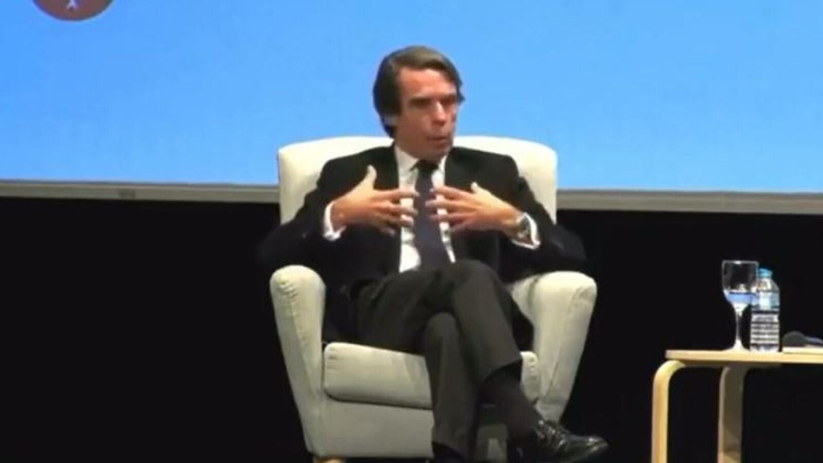 Aznar tacha de 