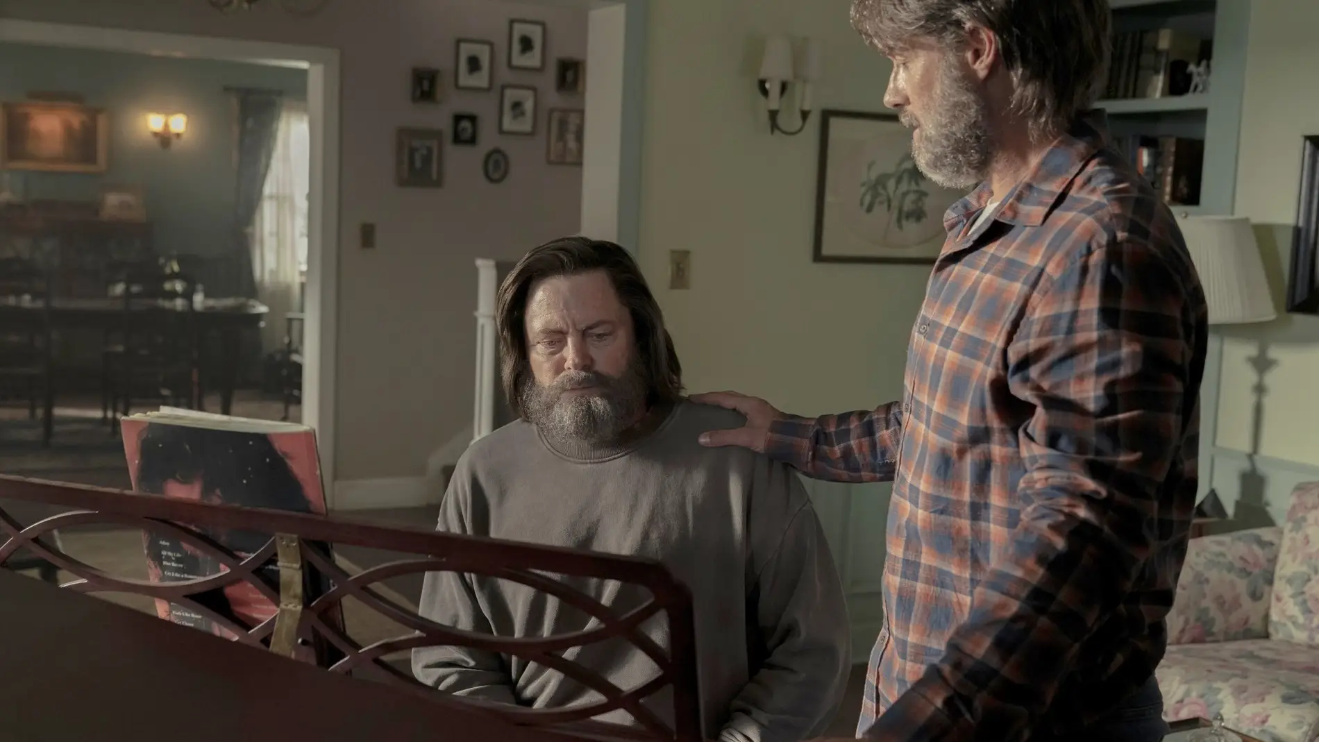 Nick Offerman y Murray Barlett como Bill y Frank en 'The Last of Us'