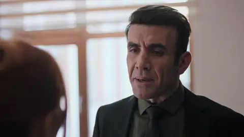 Neva, al límite, se enfrenta a Pars y le pide que la deje en paz: “Ya no soy esa niña a la que debías proteger” Neva, al límite, se enfrenta a Pars y le pide que la deje en paz: “Ya no soy esa niña a la que debías proteger”