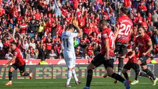 Asensio se lamenta tras fallar un penalti ante el Mallorca