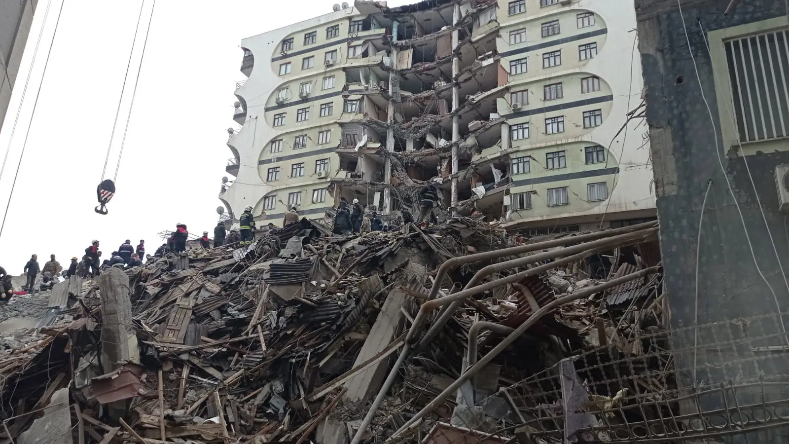 Imagen de un edificio destruido en Turquía Imagen de un edificio destruido en Turquía
