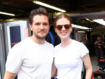 Kit Harington y Rose Leslie Kit Harington y Rose Leslie