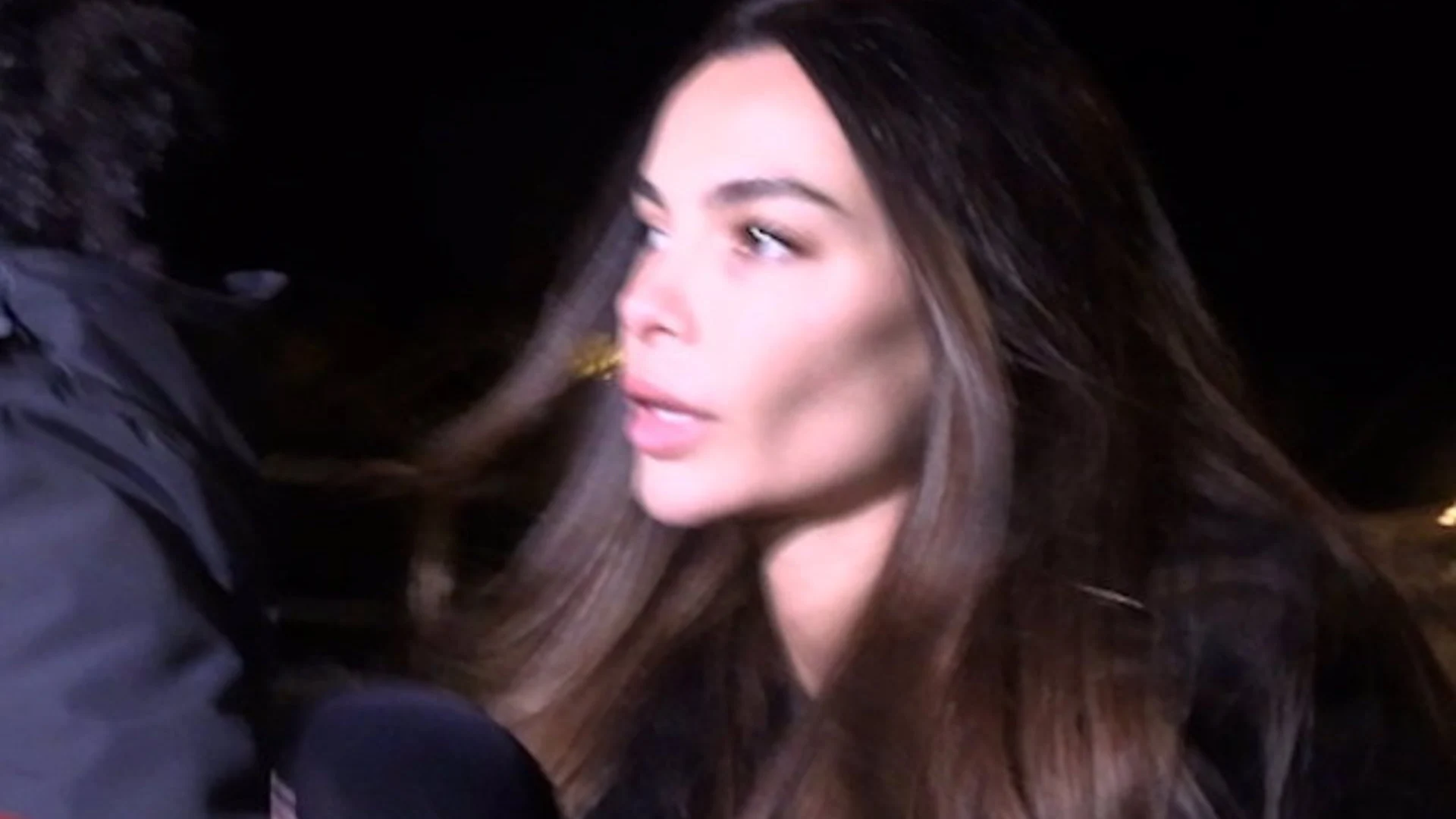 Joana Sanz acude a visitar a Dani Alves