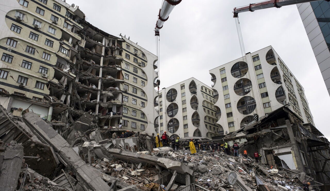 Imagenes de edificios destruidos en Turquía 