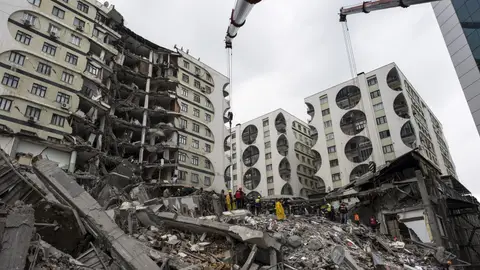Imagenes de edificios destruidos en Turquía Imagenes de edificios destruidos en Turquía
