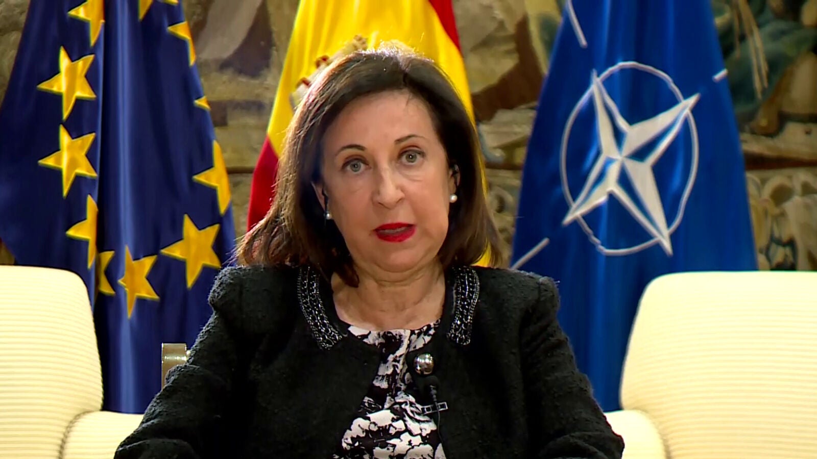 Margarita Robles confirma que ya han salido dos aviones españoles con personal de la UME y bomberos hacia Adana 