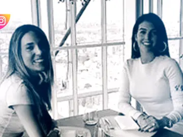 Georgina no olvida a una de sus mejores amigas en España y le manda un bonito detalle a Alice Campello Georgina no olvida a una de sus mejores amigas en España y le manda un bonito detalle a Alice Campello