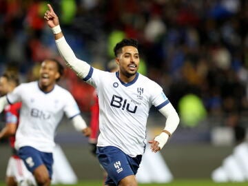 Salem Al Dawsari celebra su segundo gol ante el Flamengo
