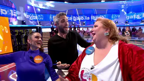 El dueto que emociona a Roberto Leal: Nuria Fergó e Itziar Castro cantan ‘La gata bajo la lluvia’ El dueto que emociona a Roberto Leal: Nuria Fergó e Itziar Castro cantan ‘La gata bajo la lluvia’