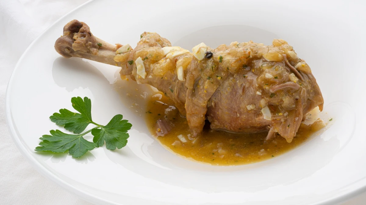 Receta tradicional de Karlos Arguiñano: muslos de pavo en pepitoria Receta tradicional de Karlos Arguiñano: muslos de pavo en pepitoria