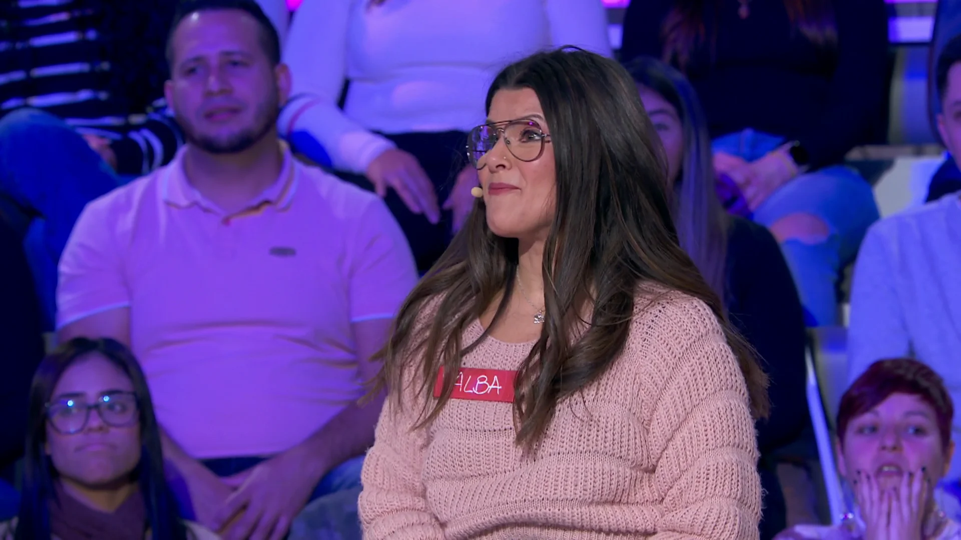 ¡Una pena! Los nervios le juegan una mala pasada a Alba provocando perder todo su dinero ¡Una pena! Los nervios le juegan una mala pasada a Alba provocando perder todo su dinero