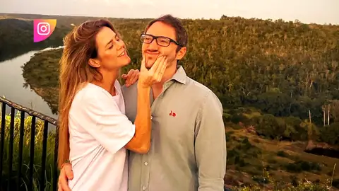 La relación de Amelia Bono y Manuel Martos, intacta después de 17 años: "Creemos que el amor puede con todo" La relación de Amelia Bono y Manuel Martos, intacta después de 17 años: "Creemos que el amor puede con todo"